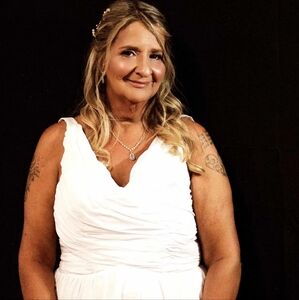 Meet your Posher, Bobbi